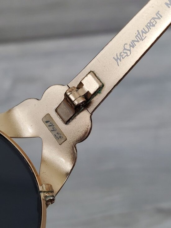 Yves Saint Laurent vintage 1990s oval sunglasses, 6038 Y105 main image 5